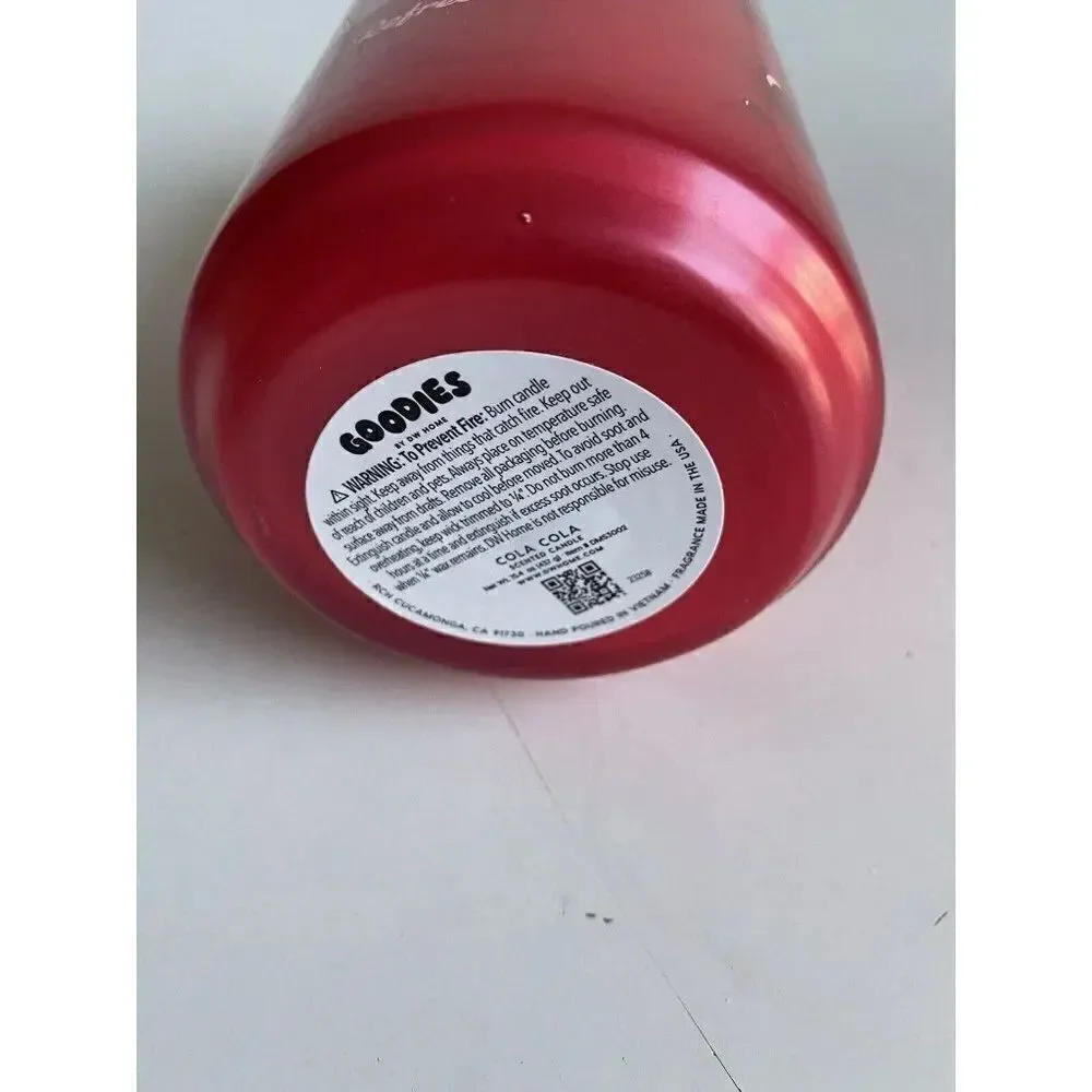 DW Home Coca Cola Soda Pop Scented‎ Candle 15.4 Oz Red NEW